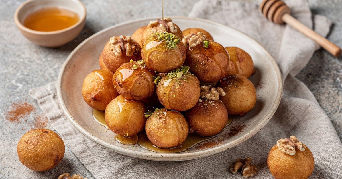 Buñuelos de miel loukoumades