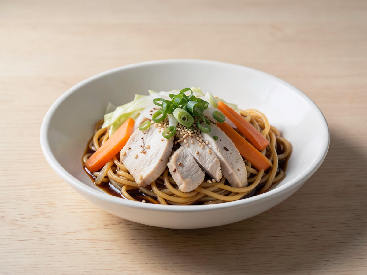 Yakisoba de pollo